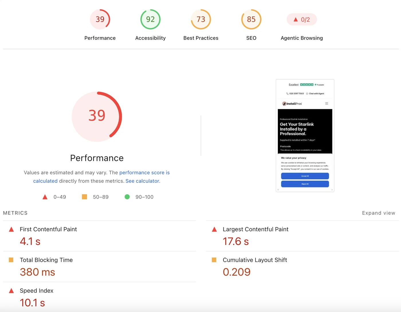 PageSpeed Insights en móvil, página de WordPress existente: puntuación 39 y la tira de fotogramas mostrando un diálogo de cookies